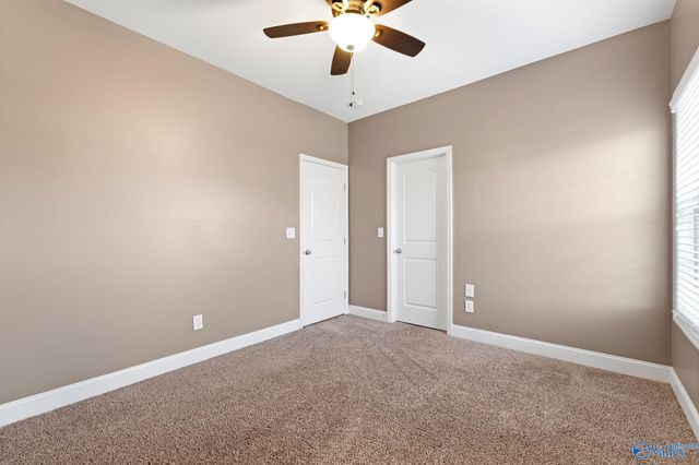 508 Foxridge Drive SW, Hartselle, AL 35640