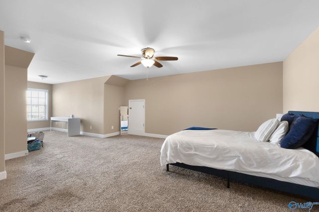 508 Foxridge Drive SW, Hartselle, AL 35640