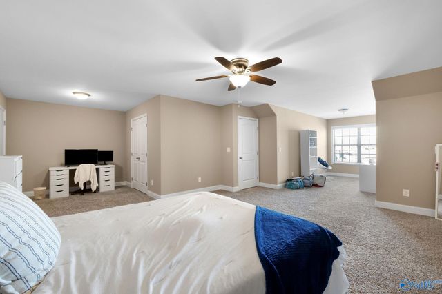 508 Foxridge Drive SW, Hartselle, AL 35640