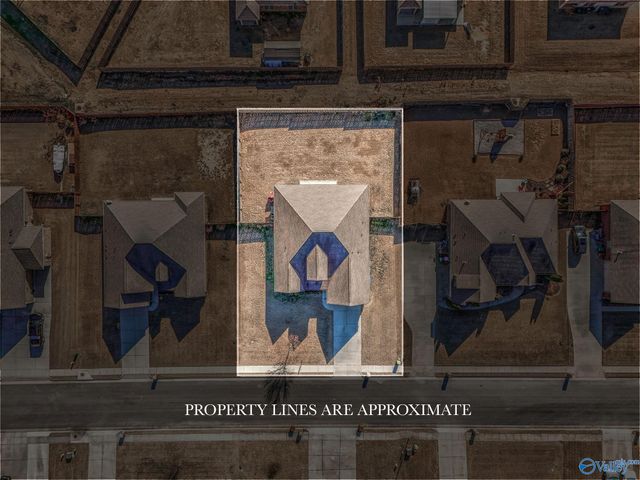 508 Foxridge Drive SW, Hartselle, AL 35640