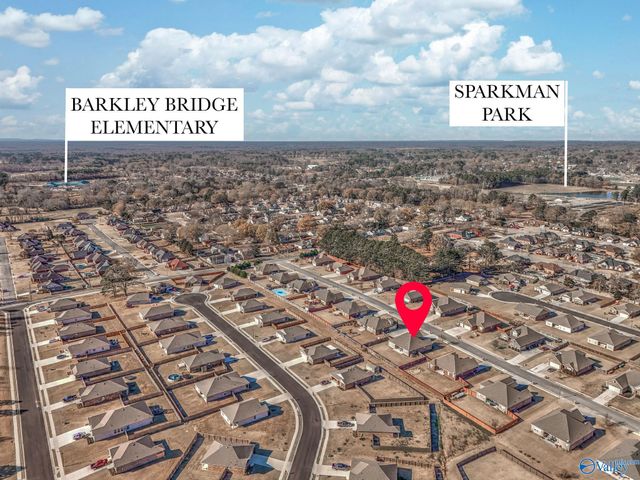 508 Foxridge Drive SW, Hartselle, AL 35640