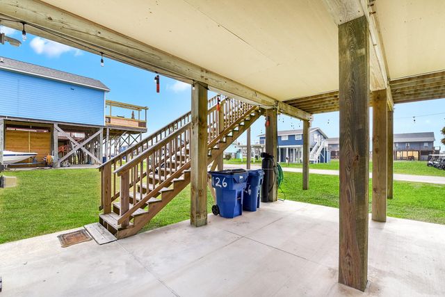126 Nesmith Place, Surfside Beach, TX 77541