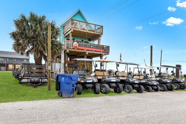 126 Nesmith Place, Surfside Beach, TX 77541