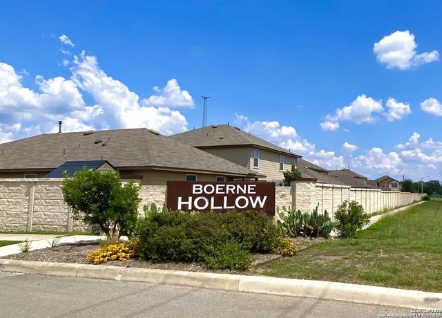 111 Lina Lane, Boerne, TX 78015