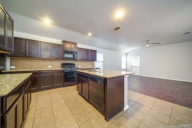 111 Lina Lane, Boerne, TX 78015