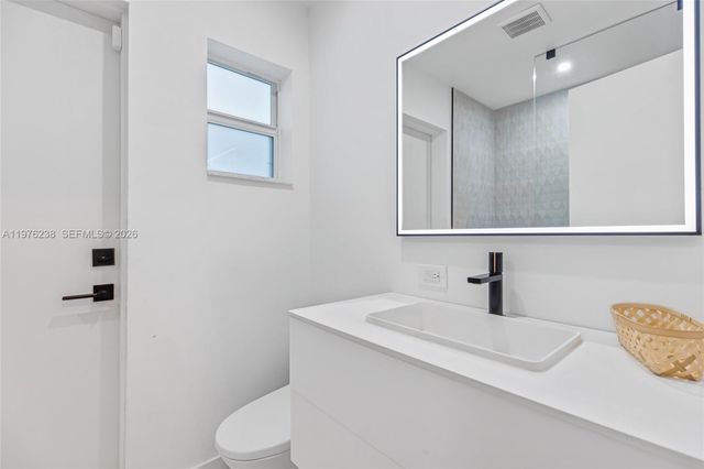 535 NE 50th Ter, Miami, FL 33137