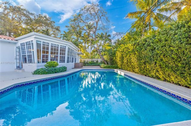 535 NE 50th Ter, Miami, FL 33137