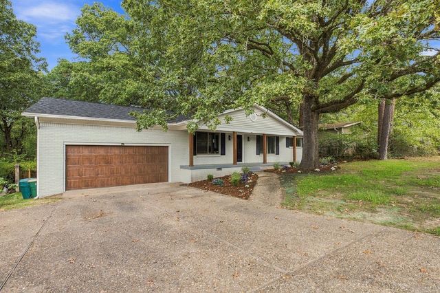 11780 Southridge Drive, Little Rock, AR 72212