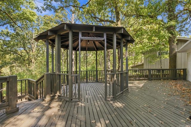 11780 Southridge Drive, Little Rock, AR 72212