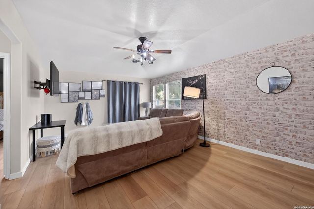 3440 WHISPER BLF, Schertz, TX 78108