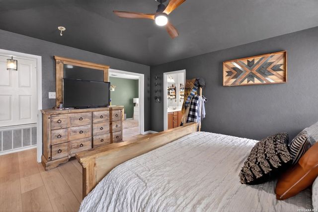 3440 WHISPER BLF, Schertz, TX 78108