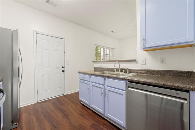 2525 Walden Lake Drive, Decatur, GA 30035