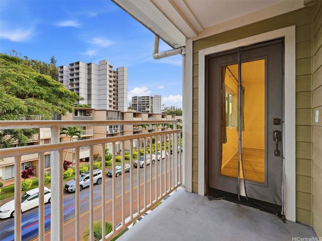 95-060 Waikalani Drive C304, Mililani, HI 96789
