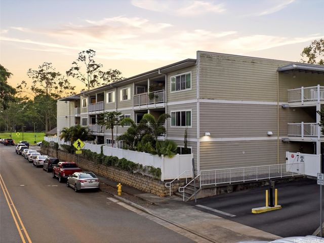95-060 Waikalani Drive C304, Mililani, HI 96789