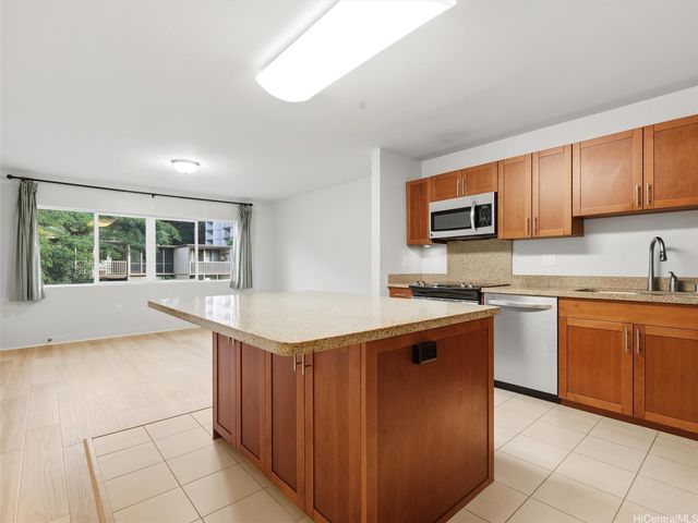 95-060 Waikalani Drive C304, Mililani, HI 96789