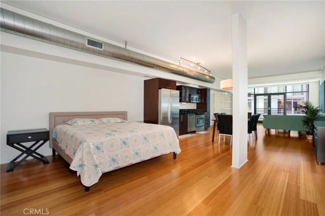 1111 S Grand Avenue 1102, Los Angeles, CA 90015
