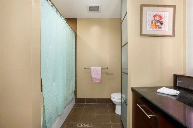 1111 S Grand Avenue 1102, Los Angeles, CA 90015