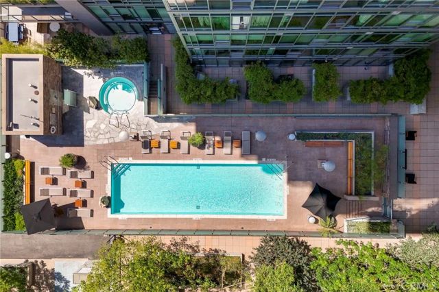 1111 S Grand Avenue 1102, Los Angeles, CA 90015