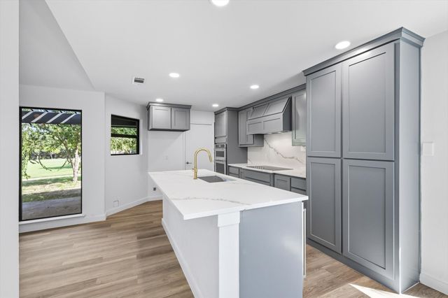 1712 Poinciana Lane, Plano, TX 75075