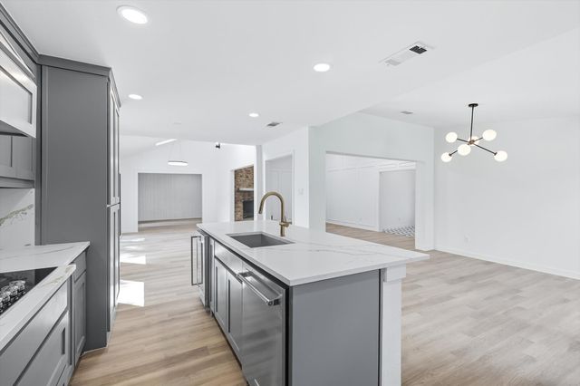 1712 Poinciana Lane, Plano, TX 75075