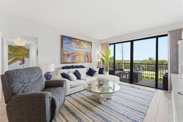 2727 N Ocean Boulevard Unit 301, Boca Raton, FL 33431
