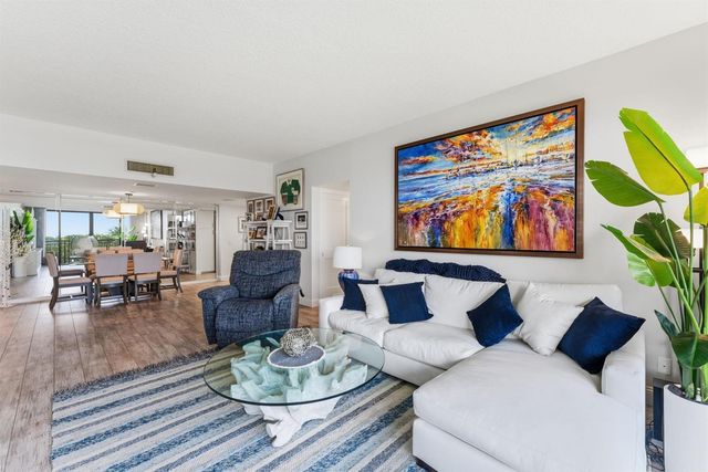 2727 N Ocean Boulevard Unit 301, Boca Raton, FL 33431