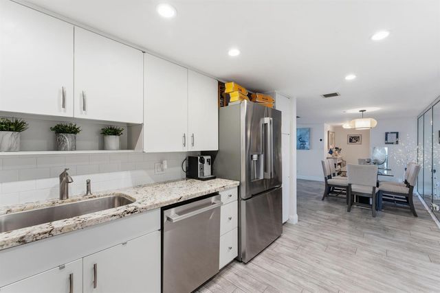 2727 N Ocean Boulevard Unit 301, Boca Raton, FL 33431