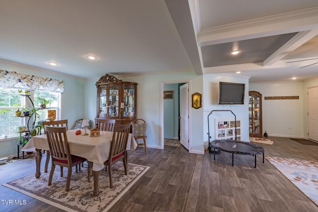 170 Creek View Way, Rogersville, TN 37857