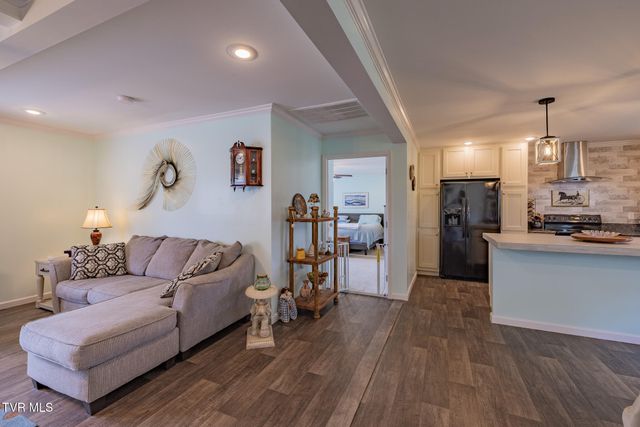 170 Creek View Way, Rogersville, TN 37857