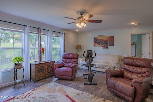 170 Creek View Way, Rogersville, TN 37857