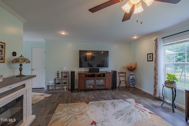 170 Creek View Way, Rogersville, TN 37857