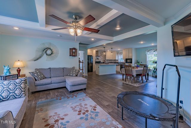 170 Creek View Way, Rogersville, TN 37857