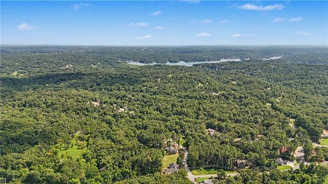 7 Fairlie Lane, Bella Vista, AR 72715