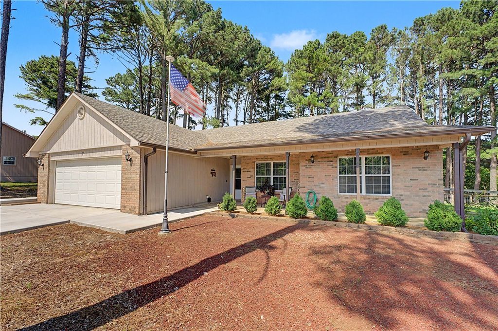 7 Fairlie Lane, Bella Vista, AR 72715
