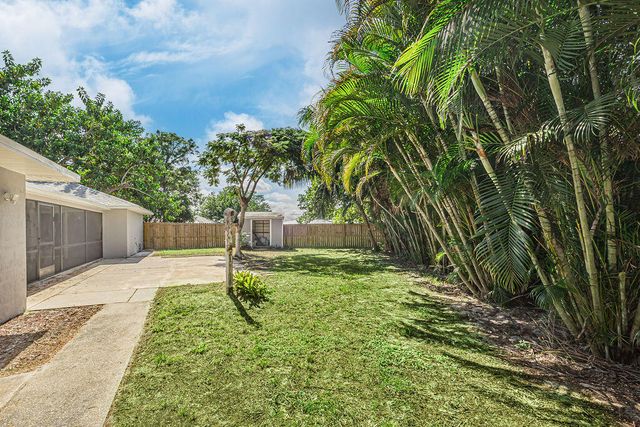 300 RIOMAR Drive, Port St. Lucie, Port St Lucie, FL 34952
