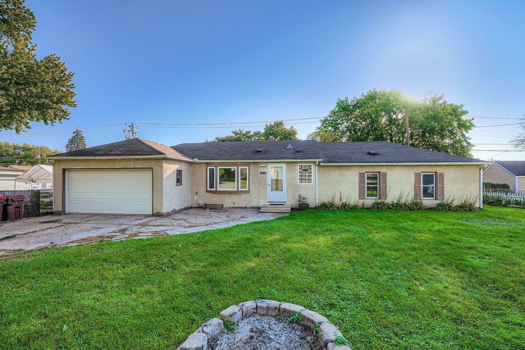 436 17th Avenue N, South Saint Paul, MN 55075