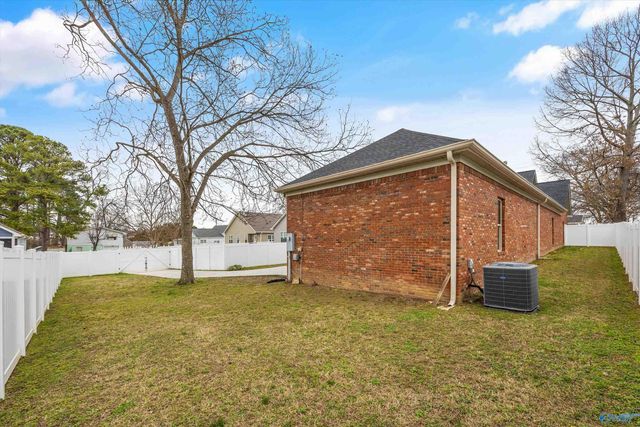 505 Barkley Street SW, Hartselle, AL 35640
