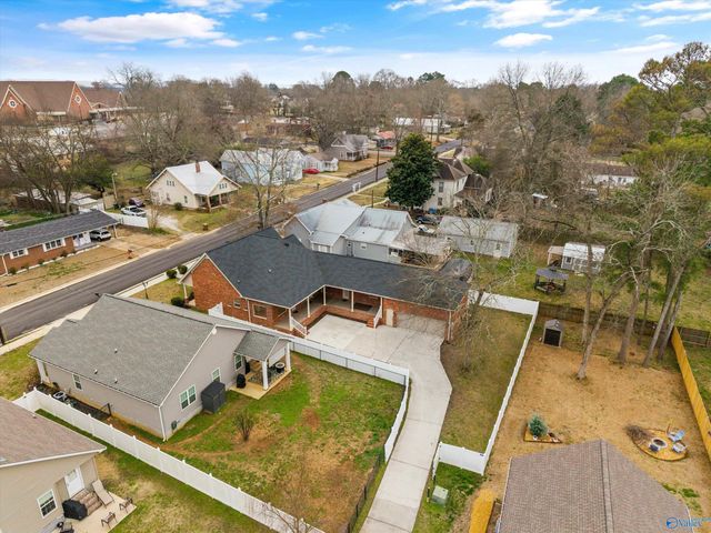 505 Barkley Street SW, Hartselle, AL 35640