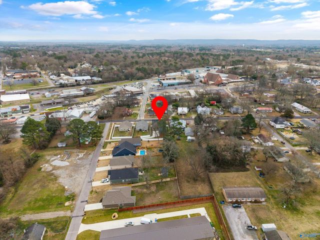 505 Barkley Street SW, Hartselle, AL 35640