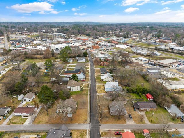 505 Barkley Street SW, Hartselle, AL 35640