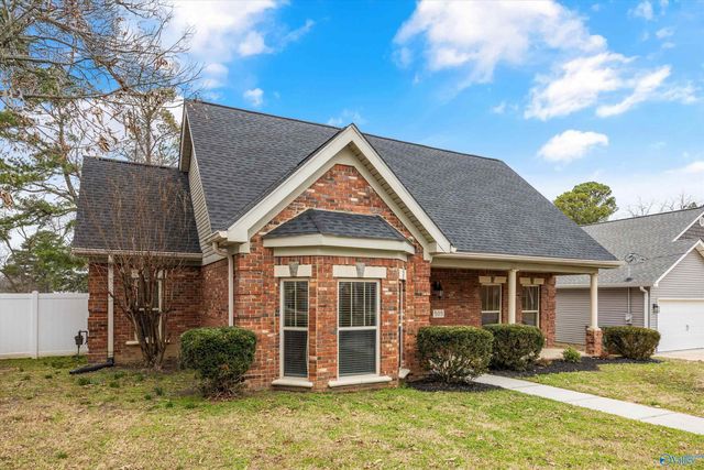 505 Barkley Street SW, Hartselle, AL 35640