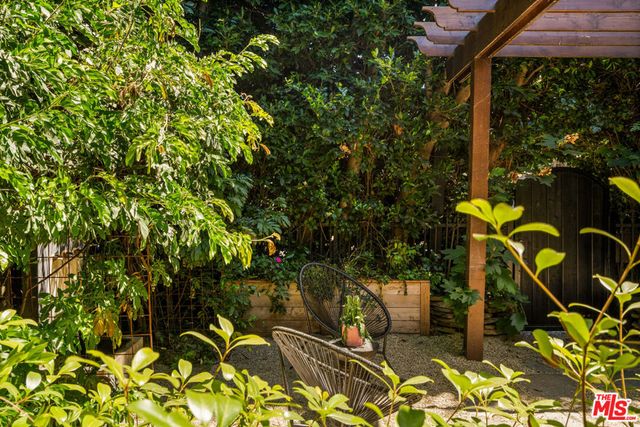 11717 Landale Street, Studio City, CA 91607