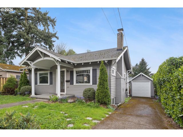 4815 Se CESAR E CHAVEZ Blvd, Portland, OR 97202