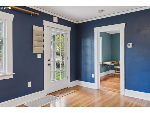 4815 Se CESAR E CHAVEZ Blvd, Portland, OR 97202