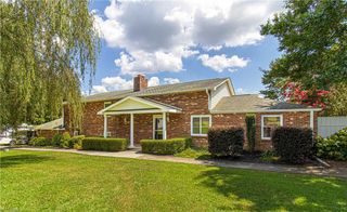 4692 Linville Avenue, Kernersville, NC 27284