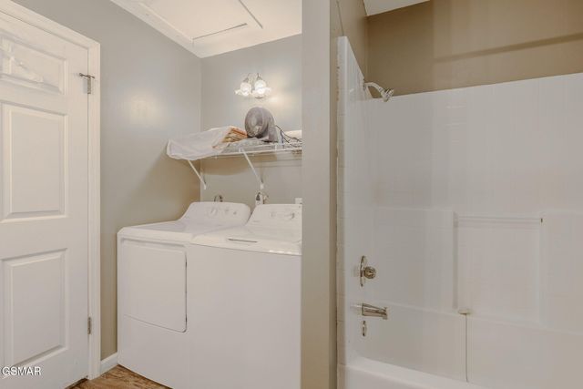 1816 Saint Moritz Drive, Gatlinburg, TN 37738