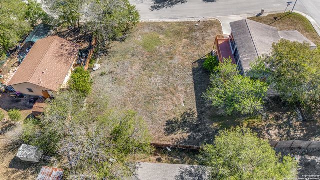 8907 Drowsey, Converse, TX 78109