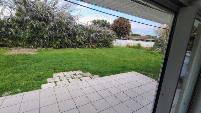 884 SE Solaz Avenue, Port St. Lucie, Port St Lucie, FL 34983