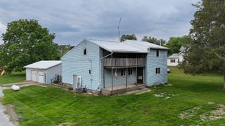 8595 E Metz, Angola, IN 46703