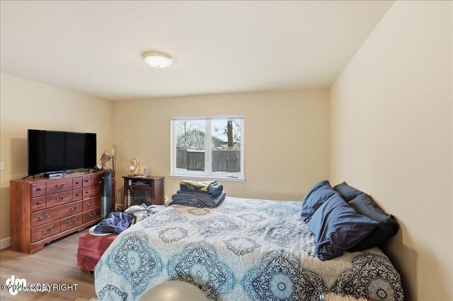 3216 Tarwater Avenue, Anchorage, AK 99508